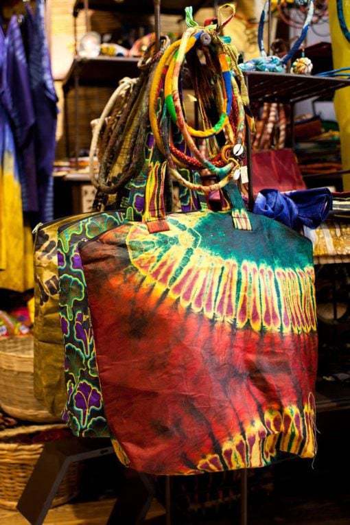 Sac en tissu africain teint à la main