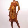 Robe en tissu africain teint à la main