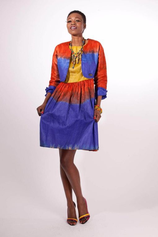 Robes en tissu Bazin teint à la main