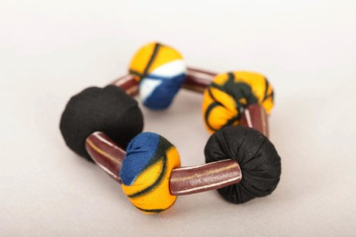 Bracelet en perles et tissu wax – Image 3