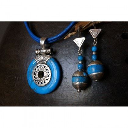 collier touareg et boucles d'oreilles touareg assorties