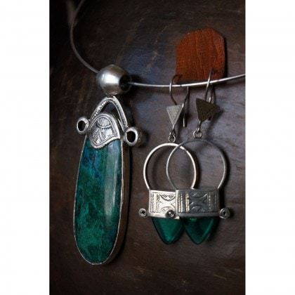 collier touareg et boucles d'oreilles touareg assorties