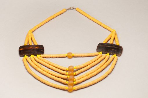 Collier africain en perles bakélite, pâte de verre et corne "Saba" – Image 10