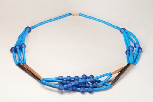 Collier africain en perle bakélite et tube d'ébène ou d'os : Tribu – Image 2