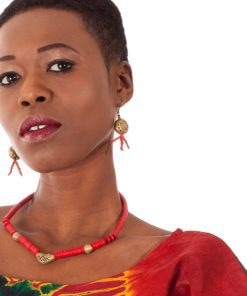 Collier africain : bakélite rouge et perle de bronze miniature