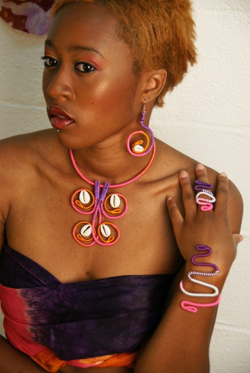 Collier de cérémonie " vague " – Image 7