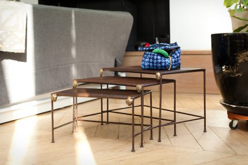 Table gigogne en fer et bronze du Ghana