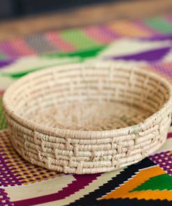 Corbeille en raphia du Togo
