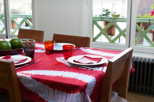 Nappe en tissu africain bazin teint à la main – Image 2