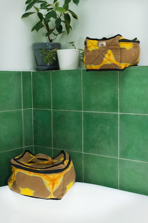 Trousse de toilette vanity en tissu africain : Classique – Image 3