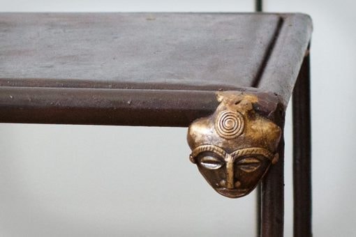 Table gigogne en fer et bronze du Ghana – Image 4