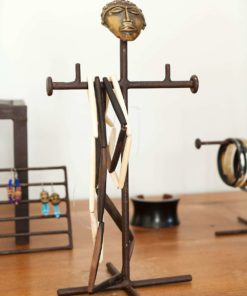 Présentoir à colliers en fer et bronze du ghana
