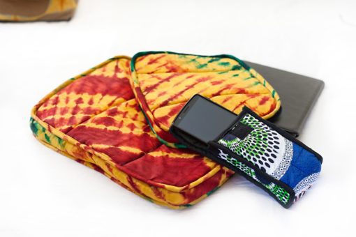 Pochette étui tablette en tissu africain
