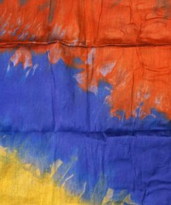 Tissu africain en bazin bleu lapis, jaune et orange, motif tamberma