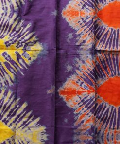 Tissu africain en bazin violet, jaune, orange et mauve, motif feuille de palmier