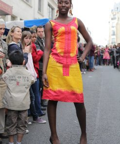Robes en tissu Bazin teint à la main