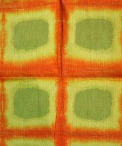 Tissu africain en bazin vert gazon, vert clair et orange au motif ruche