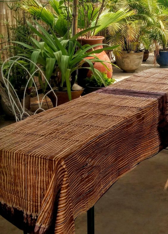 Tissu africain en bazin marron, brun et ivoire, motif étoffe – Image 3