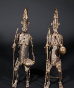 Couple de vieux Dogons en bronze du Mali