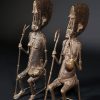 Couple de vieux Dogons en bronze du Mali