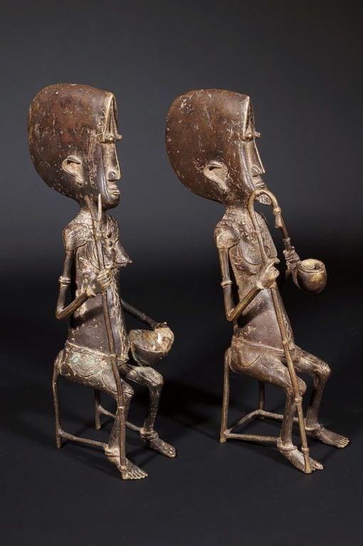 Couple de vieux Dogons en bronze du Mali