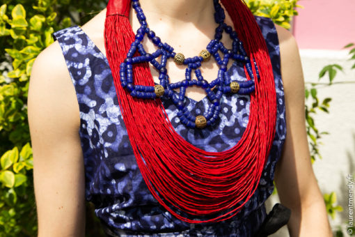 Collier cuire pâte de verre