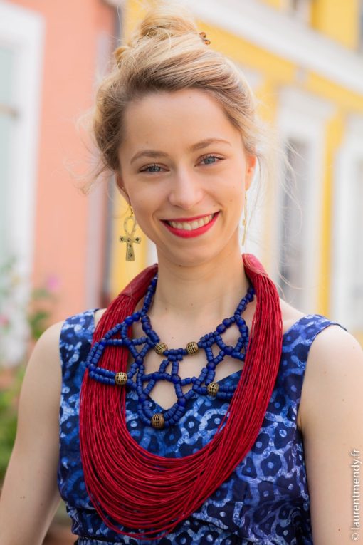 Collier cuire pâte de verre