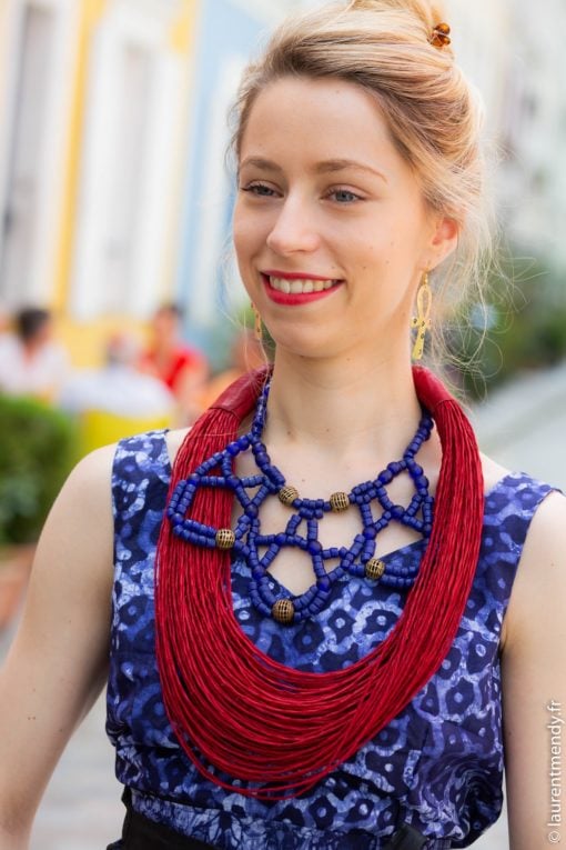 Collier cuire pâte de verre