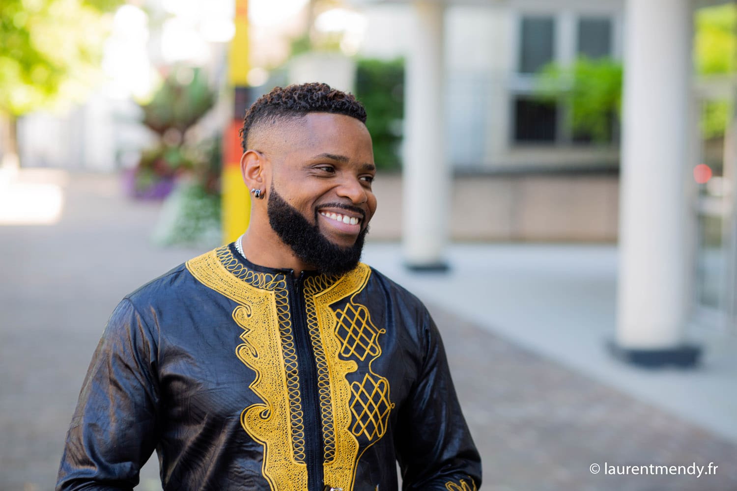 Tenue Africaine Bazin Noir BrodÃ© Tenue Africaine Modele Bazin - Main Image