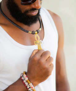 Collier africain en cuir tressé avec pendentif Ankh en bronze et bracelets en perles de verre