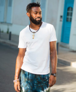 Pantalon africain homme en calicot teinté et collier en cuir tressé et Ankh en bronze