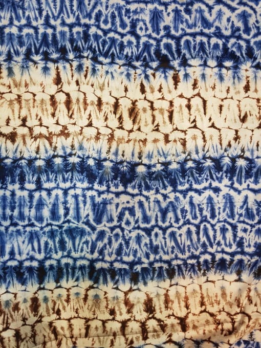 Tissu calicot blanc, bleu et marron Scarabée