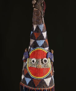 Couronne Ade en perles Yoruba du Nigéria avec masques et oiseaux