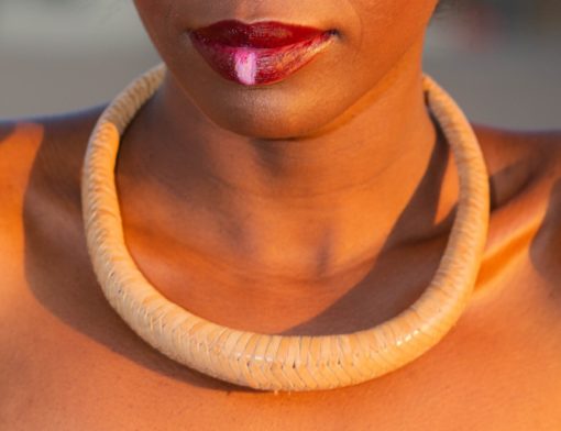 Collier cuir tressé naturel tradition du Mali