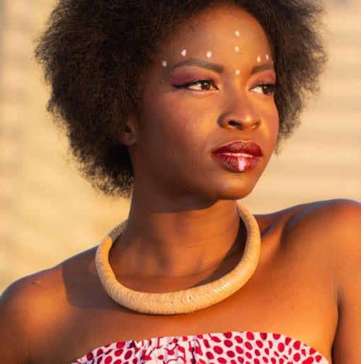 Collier cuir tressé naturel tradition du Mali