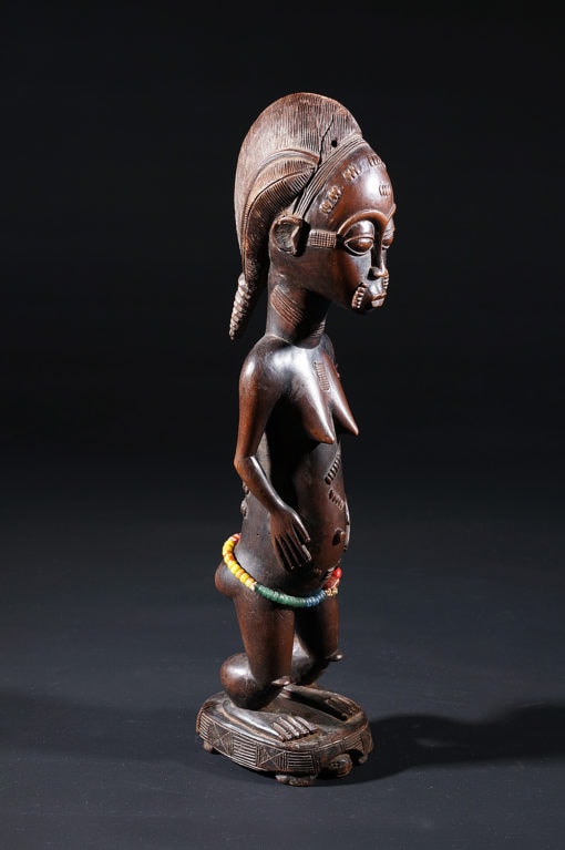 Statuette féminine Baoulé