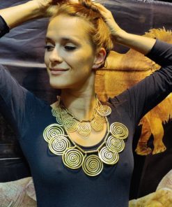 Collier en bronze frappé