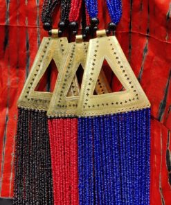 Collier africain du mali en bronze frappé et de perles colorées
