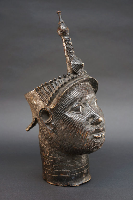 Tête en bronze d'Ifé au Nigéria