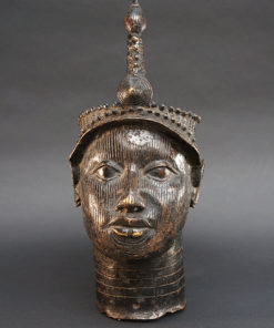 Tête en bronze d'Ifé au Nigéria