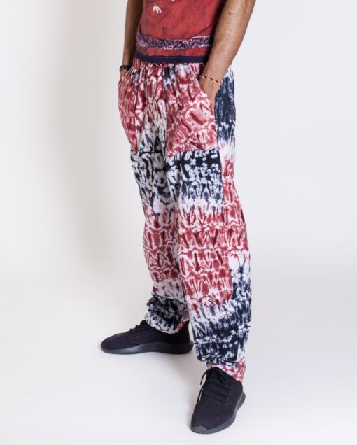 Pantalon en tissu africain teint à la main