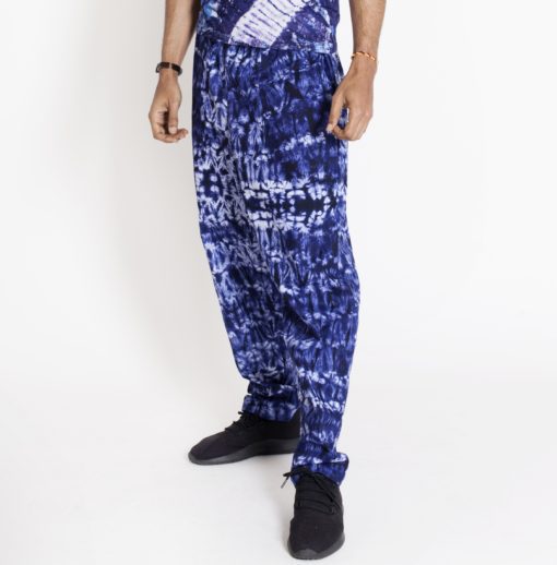 Pantalon en tissu africain teint à la main