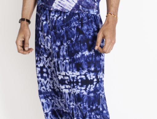 Pantalon en tissu africain teint à la main