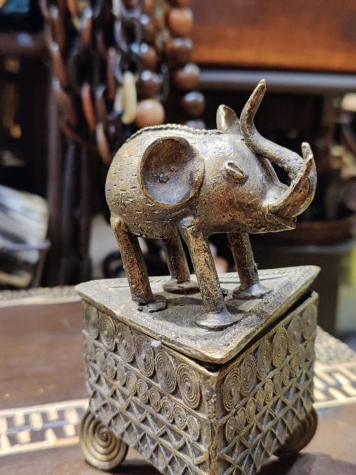 Boite à bijoux africaine Ashanti en bronze du Ghana
