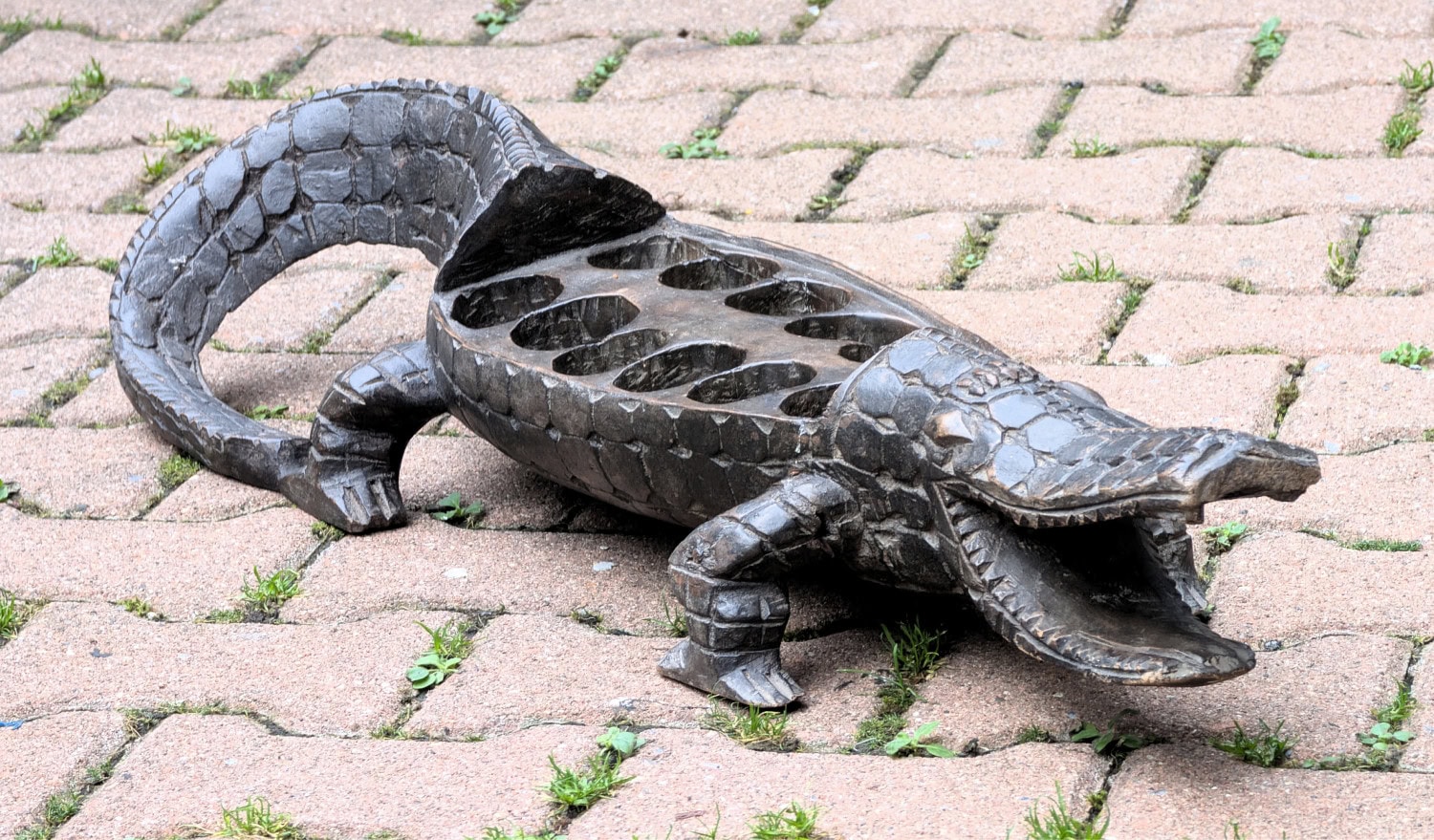 Jeu d'Awalé Crocodile de Côte d'Ivoire