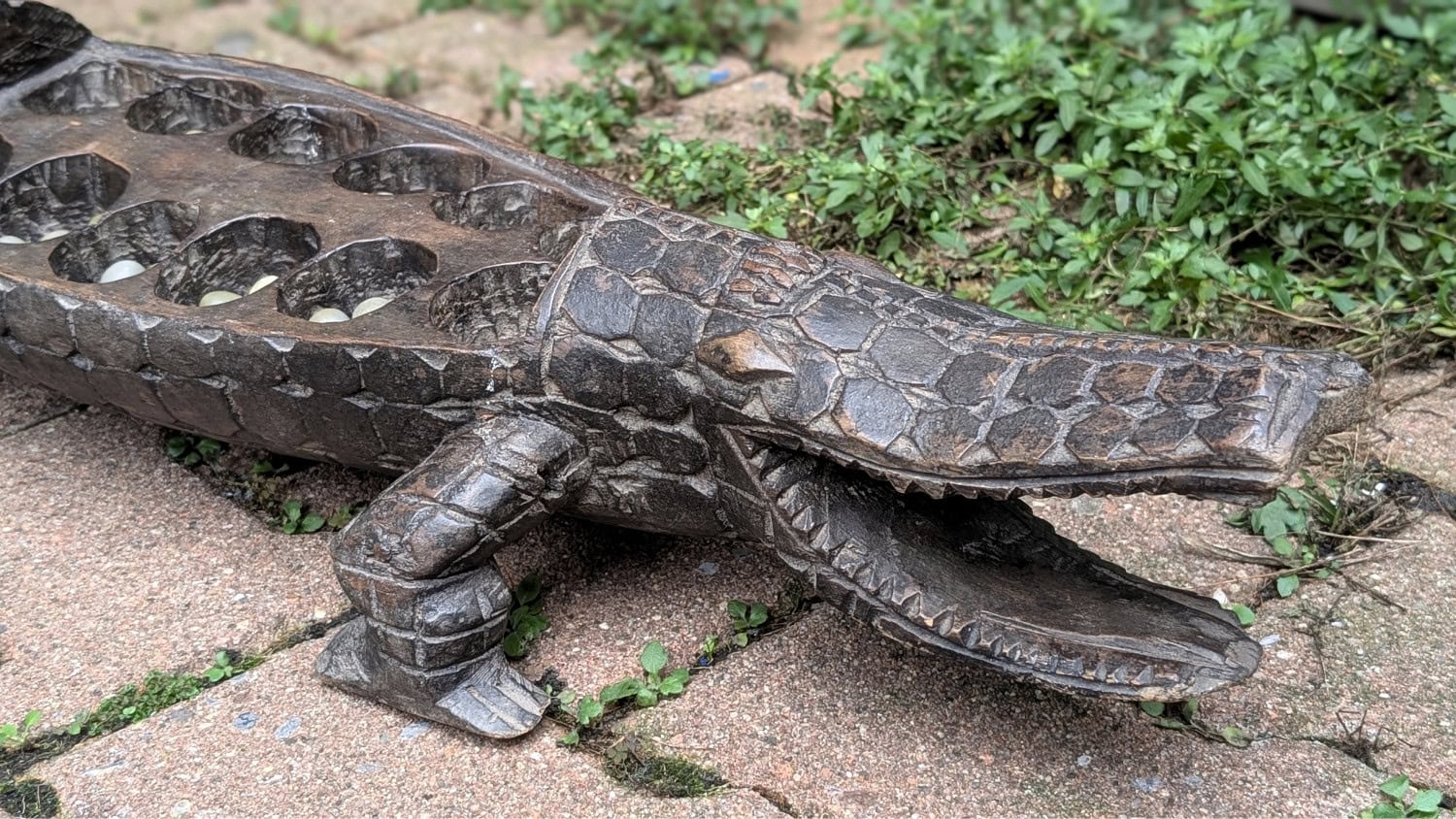 Jeu d'Awalé Crocodile de Côte d'Ivoire