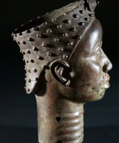 Tête en bronze de Roi (Oba ou Oni) du Royaume Yoruba d'Ifé au Nigéria
